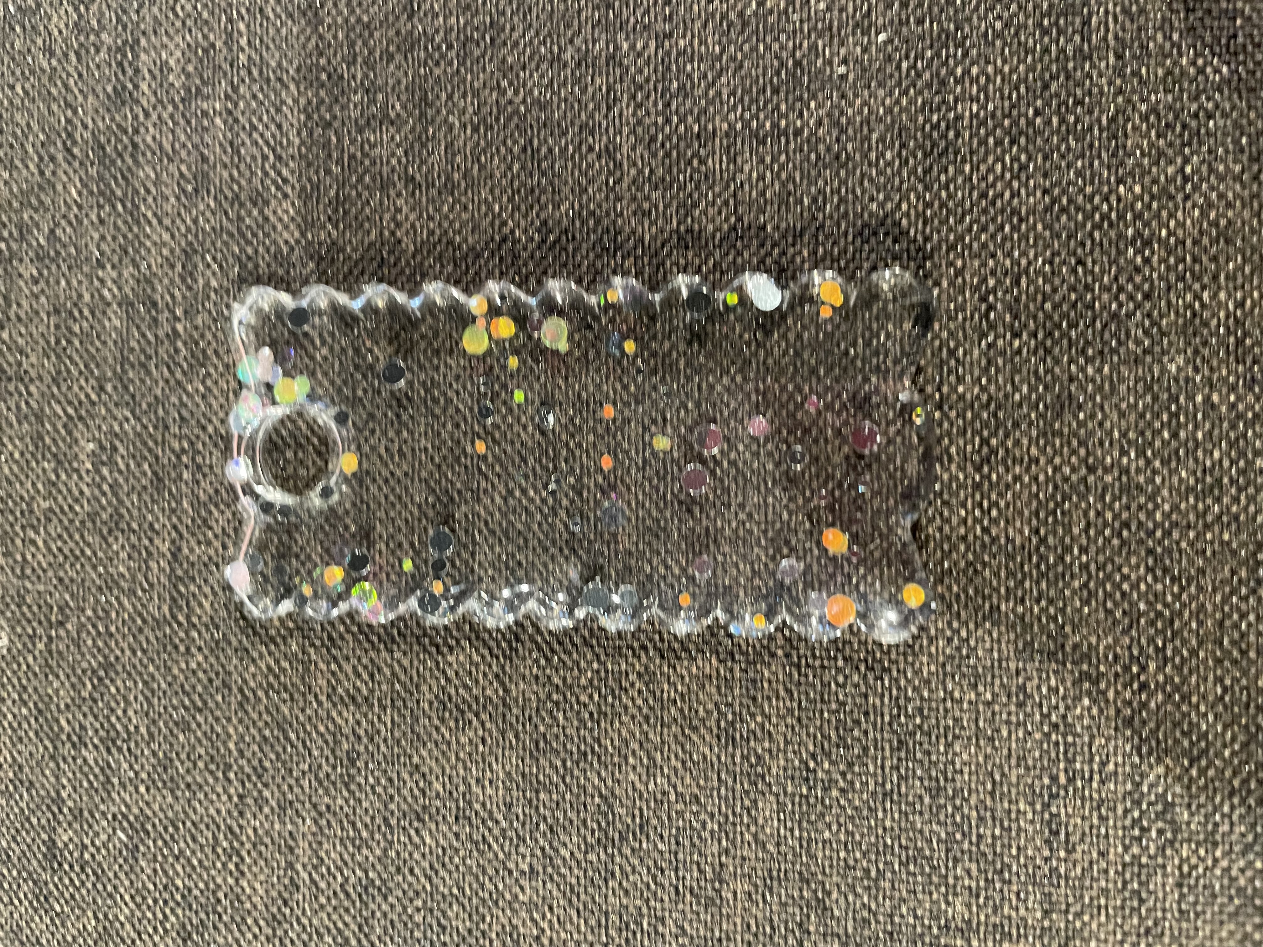 Scalloped Confetti Tag